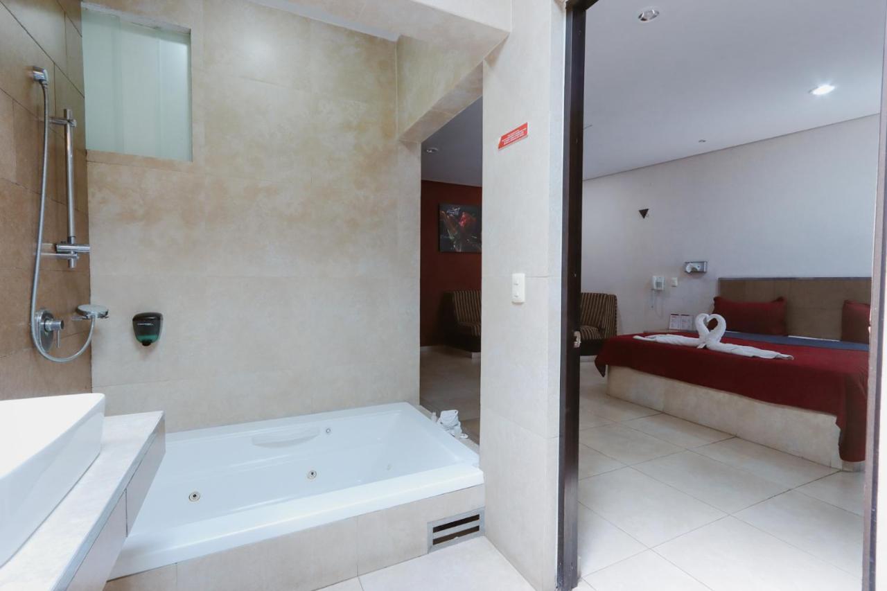 Auto Hotel Las Maravillas Santa Cruz Xoxocotlan ภายนอก รูปภาพ