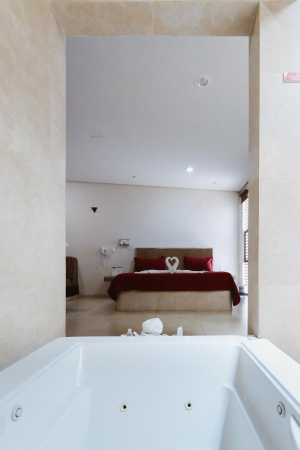 Auto Hotel Las Maravillas Santa Cruz Xoxocotlan ภายนอก รูปภาพ